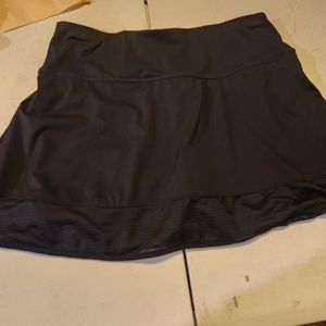 Ladies Sm blk sport skort